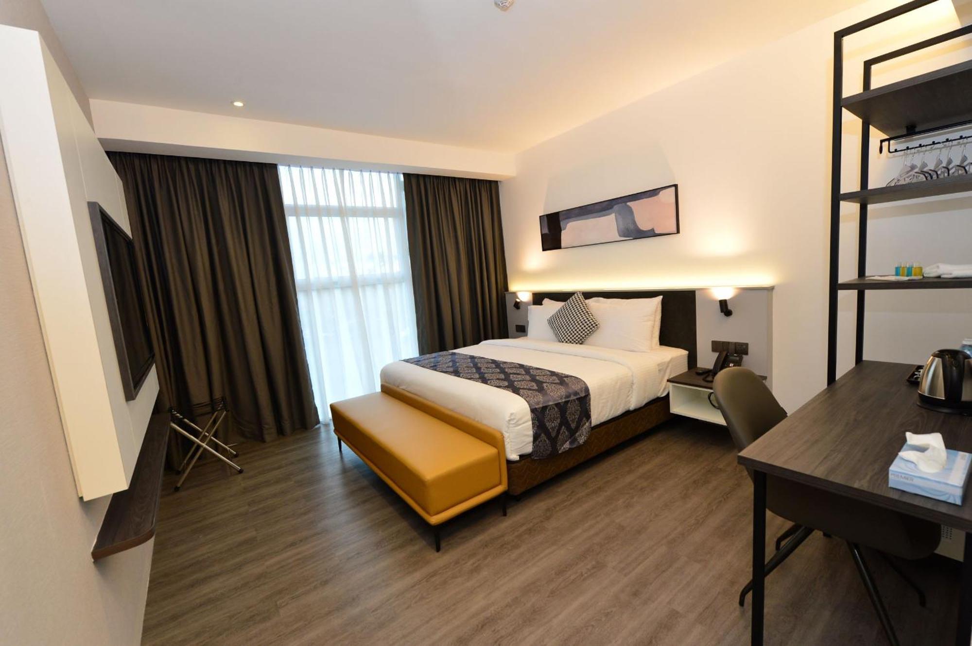 Rume Hotel Kuching Esterno foto