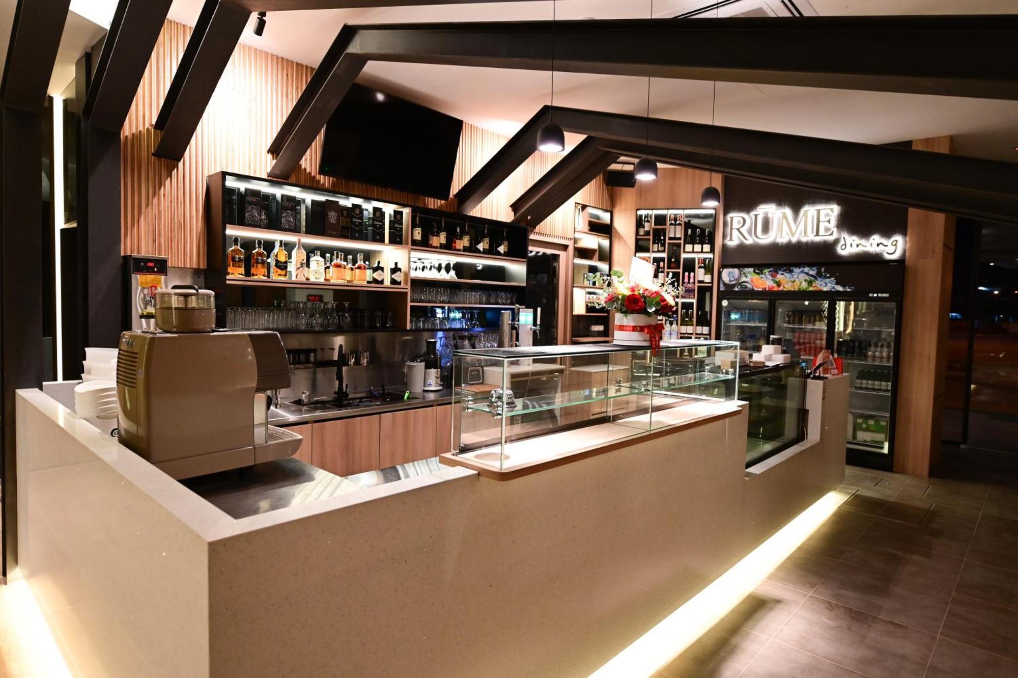 Rume Hotel Kuching Esterno foto